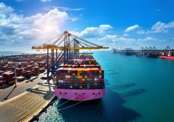 aerial-view-cargo-ship-cargo-con